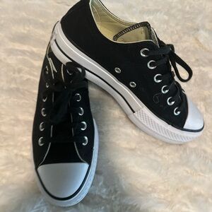 Converse Taylor All Star Low Top Platform Sneakers